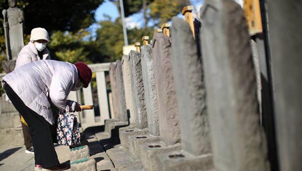 Gravar för de 47 ronin-samurajerna i Tokyo