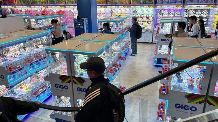 spelhall i osaka