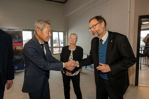 japan och svensk hälsar
